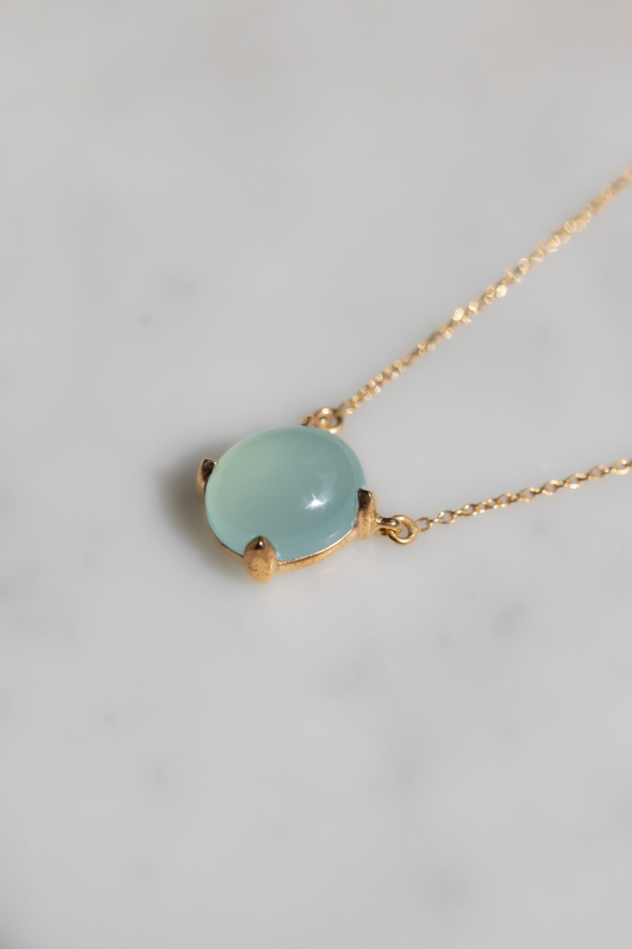 Oval Aquamarine Pendant